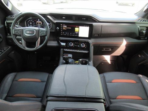 Used 2024 GMC Sierra 1500 AT4 w/ Technology Package image 14