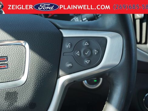 Used 2024 GMC Terrain SLT AWD/4WD image 25