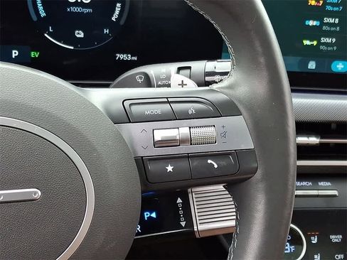 Used 2025 Hyundai Sonata Limited image 22