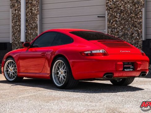 Used 2006 Porsche 911 Carrera RWD image 7