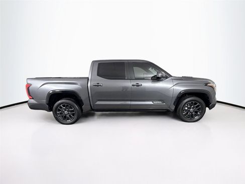 Used 2024 Toyota Tundra Platinum AWD/4WD image 5