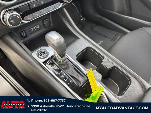 Used 2025 Nissan Sentra SV FWD image 18