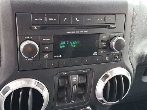 Used 2013 Jeep Wrangler Unlimited Sport AWD/4WD image 19