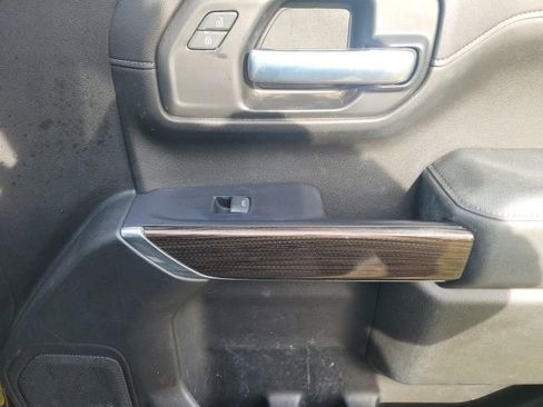 Certified 2019 Chevrolet Silverado 1500 LT w/ All-Star Edition image 17