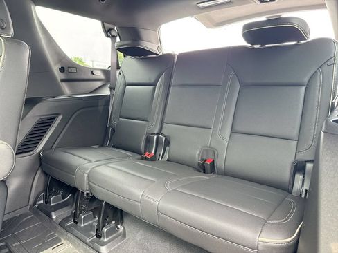 Used 2023 Chevrolet Tahoe Premier w/ Premium Package 2 AWD/4WD image 25