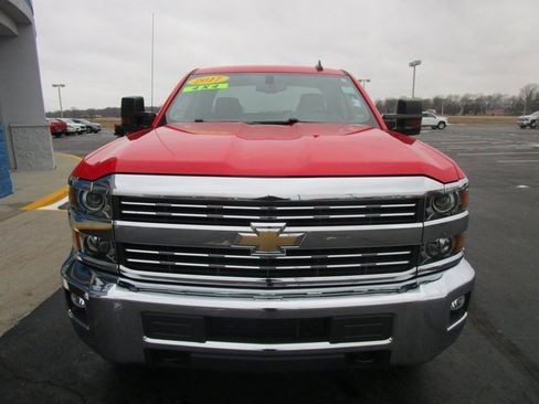 Used 2017 Chevrolet Silverado 2500 LT w/ LT Convenience Package image 8