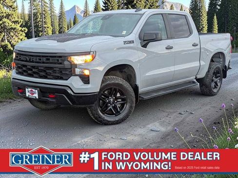 Used 2024 Chevrolet Silverado 1500 Custom Trail Boss w/ LPO, Dark Essentials Package AWD/4WD image 1