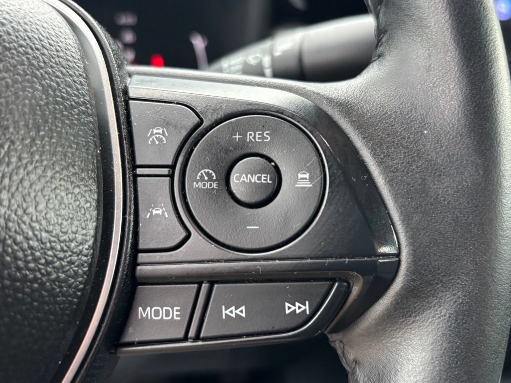 Used 2026 Toyota Corolla SE FWD image 28