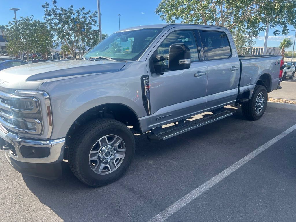Used 2024 Ford F350 Lariat AWD/4WD image 31