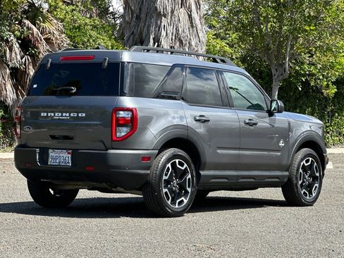 Certified 2023 Ford Bronco Sport Outer Banks AWD/4WD image 3