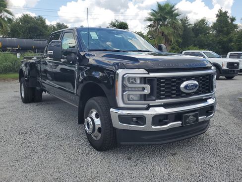 New 2026 Ford F350 Lariat w/ Lariat Ultimate Package image 2