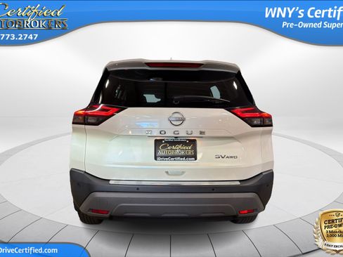 Used 2023 Nissan Rogue SV AWD/4WD image 7