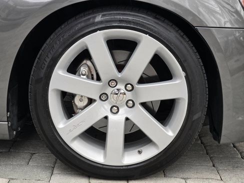 Used 2012 Chrysler 300 SRT8 w/ 19-Premium Speaker Group image 50