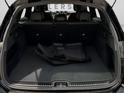 Certified 2026 Mercedes-Benz GLC 300 image 4