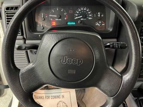 Used 1998 Jeep Wrangler Sport image 25
