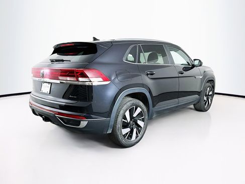 Used 2025 Volkswagen Atlas Cross Sport SE AWD/4WD image 9