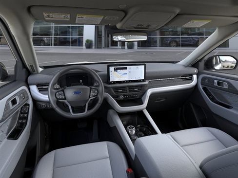 New 2026 Ford Explorer Platinum w/ LUX Leather Package AWD/4WD image 9