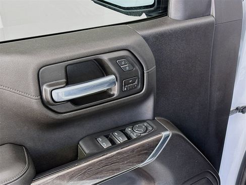 Used 2020 Chevrolet Silverado 1500 LTZ w/ LTZ Premium Package image 18