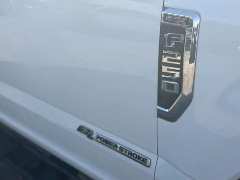 Used 2017 Ford F250 XL w/ Power Equipment Group image 12