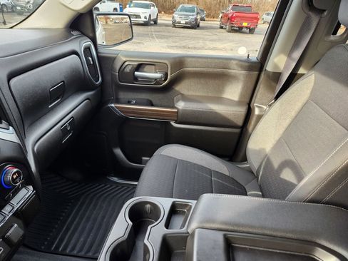 Used 2021 Chevrolet Silverado 1500 RST w/ Z71 Off-Road Package image 15