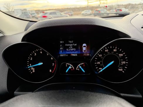 Used 2017 Ford Escape SE w/ SE Cold Weather Package image 21