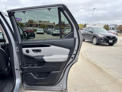 Used 2023 Honda Pilot EX-L image 26