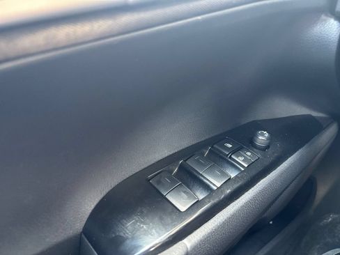 Used 2025 Toyota Camry LE FWD image 27