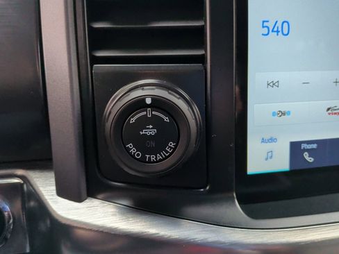 Certified 2022 Ford F150 Lariat w/ Equipment Group 502A High image 18