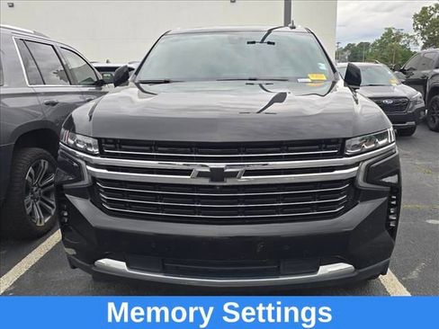Used 2022 Chevrolet Tahoe LT w/ Luxury Package RWD image 12