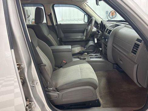 Used 2009 Dodge Nitro SE AWD/4WD image 22