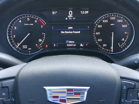 Used 2023 Cadillac CT4 Luxury RWD image 11