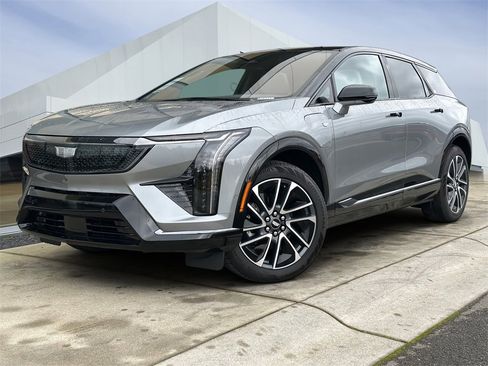 New 2026 Cadillac Optiq Sport 2 image 1