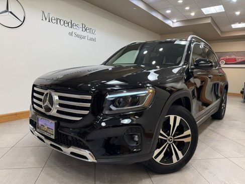Certified 2025 Mercedes-Benz GLB 250 image 1
