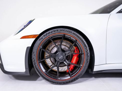Used 2023 Porsche 911 GT3 image 12