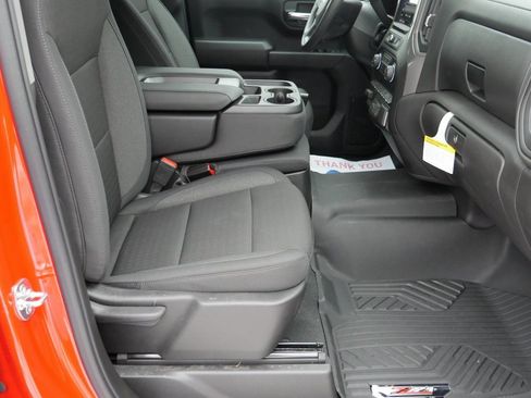 New 2026 Chevrolet Silverado 1500 Custom Trail Boss w/ Dark Appearance Package image 19