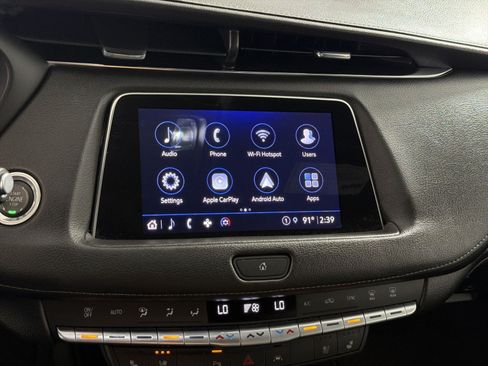 Used 2023 Cadillac XT4 Premium Luxury w/ Technology Package AWD/4WD image 20