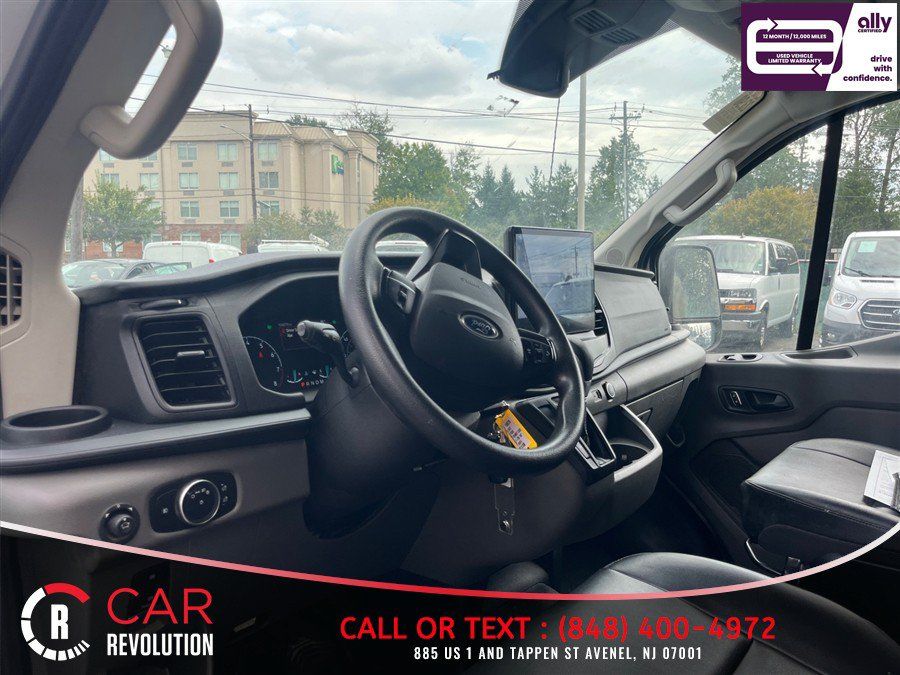Used 2022 Ford Transit 250 Low Roof AWD image 15
