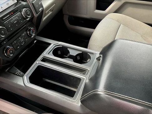 Used 2017 Ford F150 XLT w/ Equipment Group 302A Luxury image 13