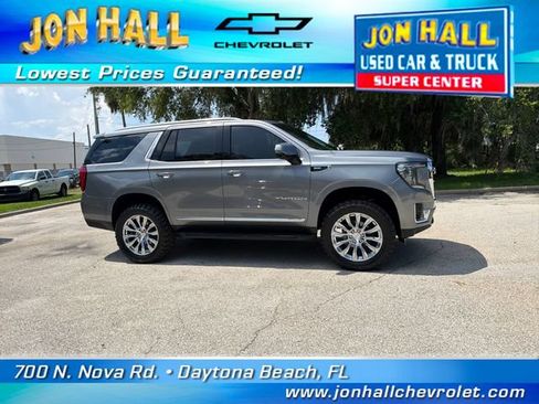 Used 2021 GMC Yukon SLT w/ Rear Media and Nav Package AWD/4WD image 14