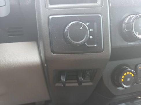 Used 2022 Ford F250 XL w/ Power Equipment Group AWD/4WD image 20