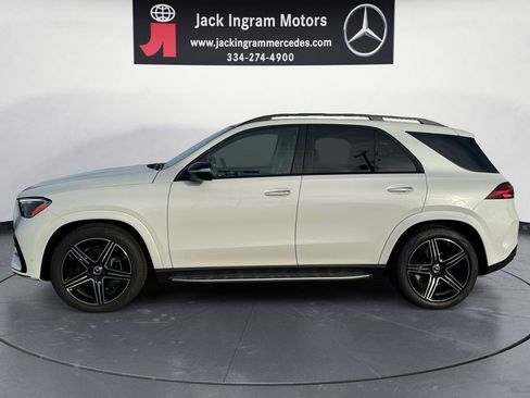 New 2025 Mercedes-Benz GLE 450 GLE 450 image 2