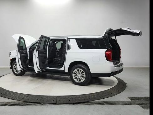 Used 2022 GMC Yukon XL SLT RWD image 13