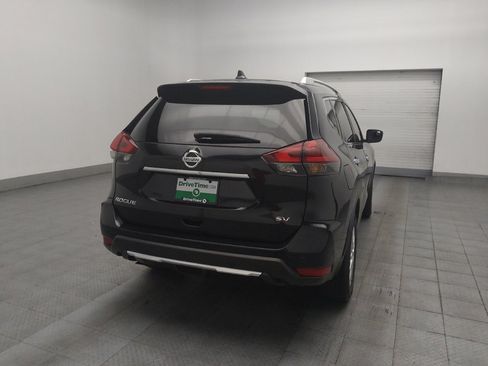 Used 2020 Nissan Rogue SV FWD image 9