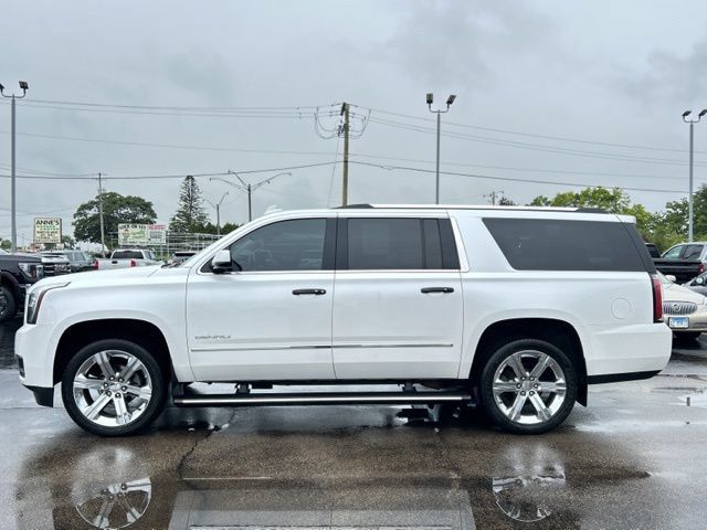 Used 2019 GMC Yukon XL Denali w/ Denali Ultimate Package AWD/4WD image 6