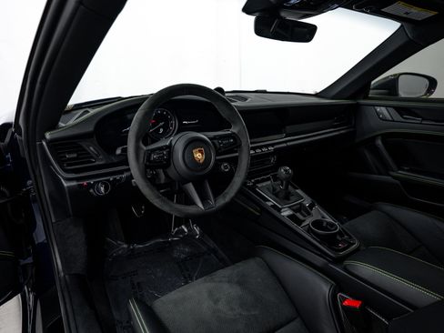 Certified 2024 Porsche 911 Carrera T image 4