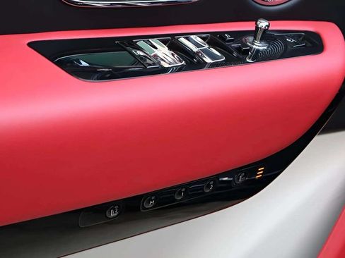 Certified 2026 Rolls-Royce Cullinan AWD/4WD image 21