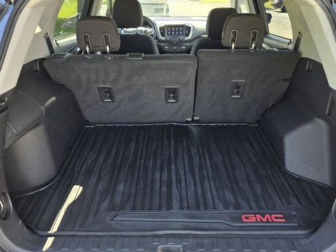 Used 2018 GMC Terrain SLE w/ Driver Convenience Package AWD/4WD image 12