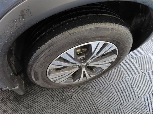 Used 2023 Nissan Rogue SV AWD/4WD image 9