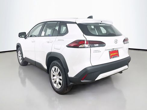 New 2026 Toyota Corolla Cross L image 6