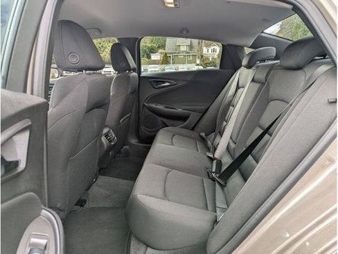 Used 2025 Chevrolet Malibu LT FWD image 67
